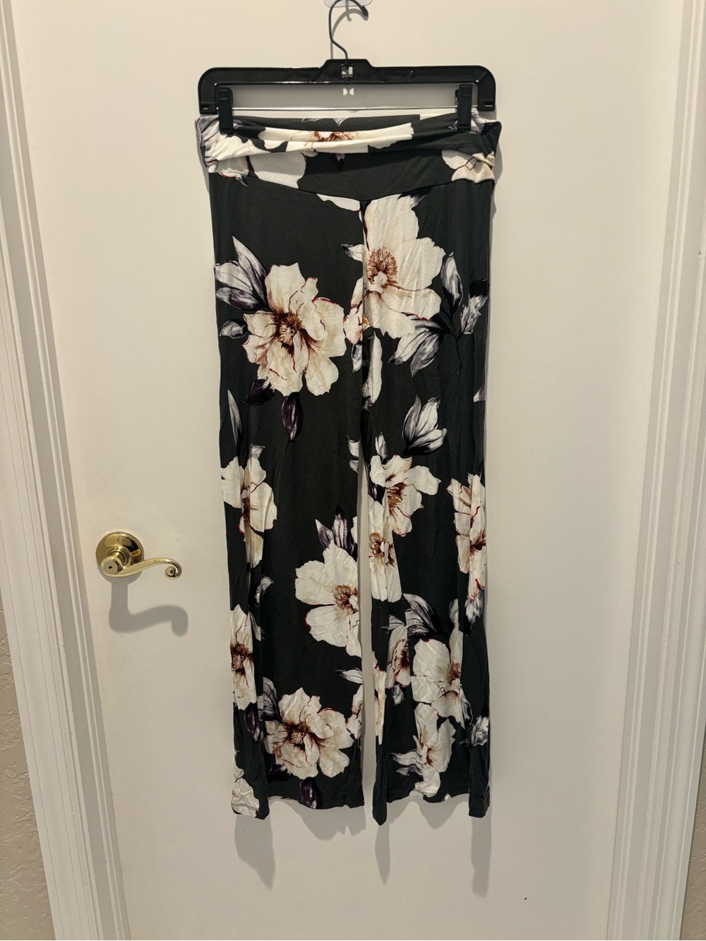 Popana Black Wide-Leg Floral Palazzo Pants